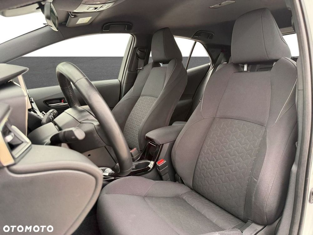 Toyota Corolla - 17