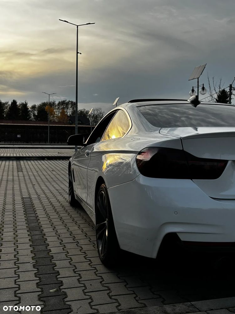 BMW Seria 4 428i xDrive Sport Line - 1