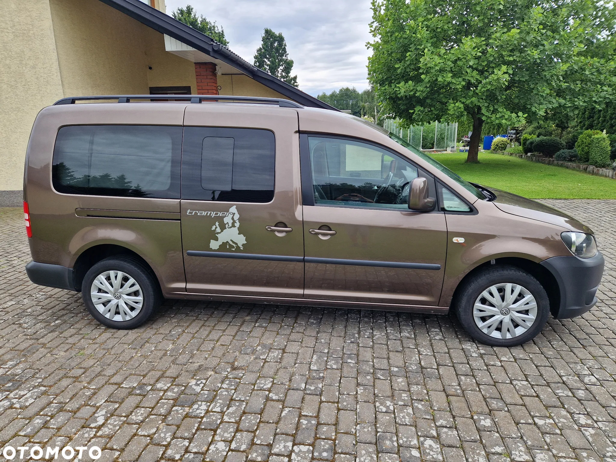 Volkswagen Caddy 2.0 TDI Comfortline DSG - 4