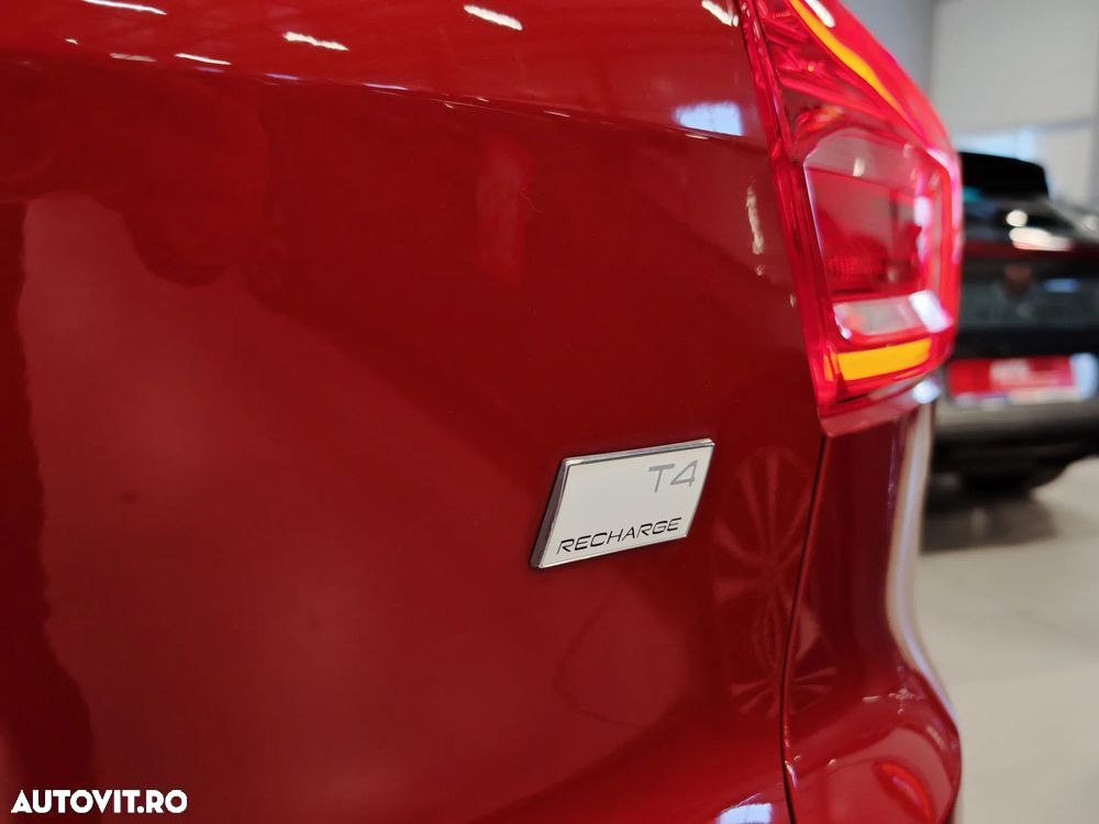 Volvo XC 40 T4 Recharge DKG Inscription Expression - 15