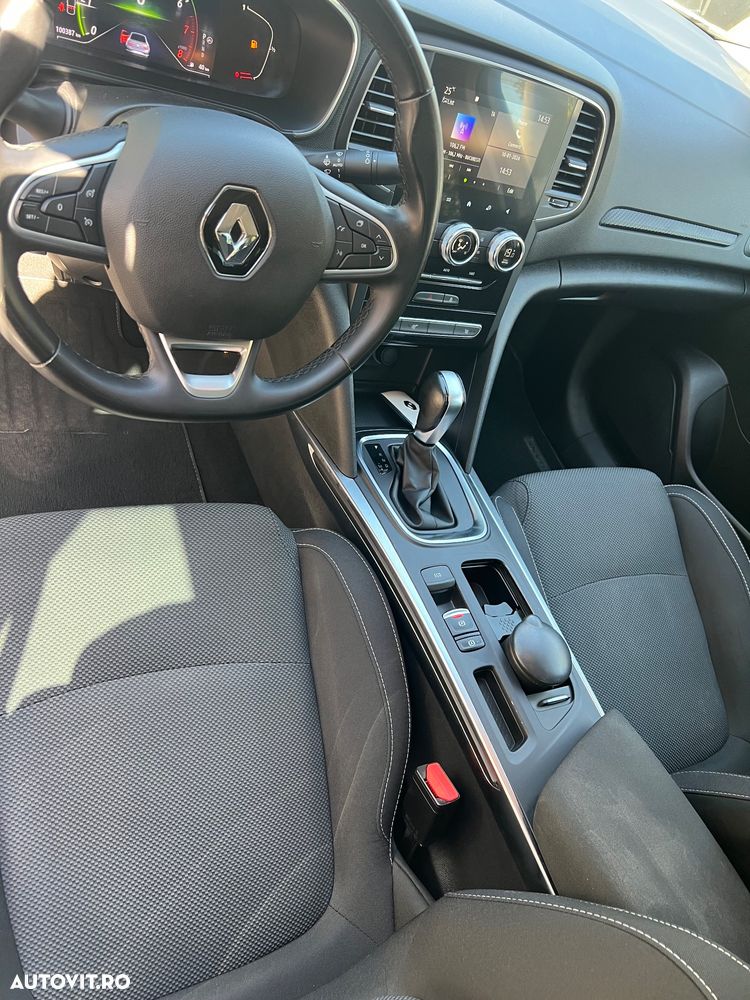RENAULT Megane 2023 — imagine 7