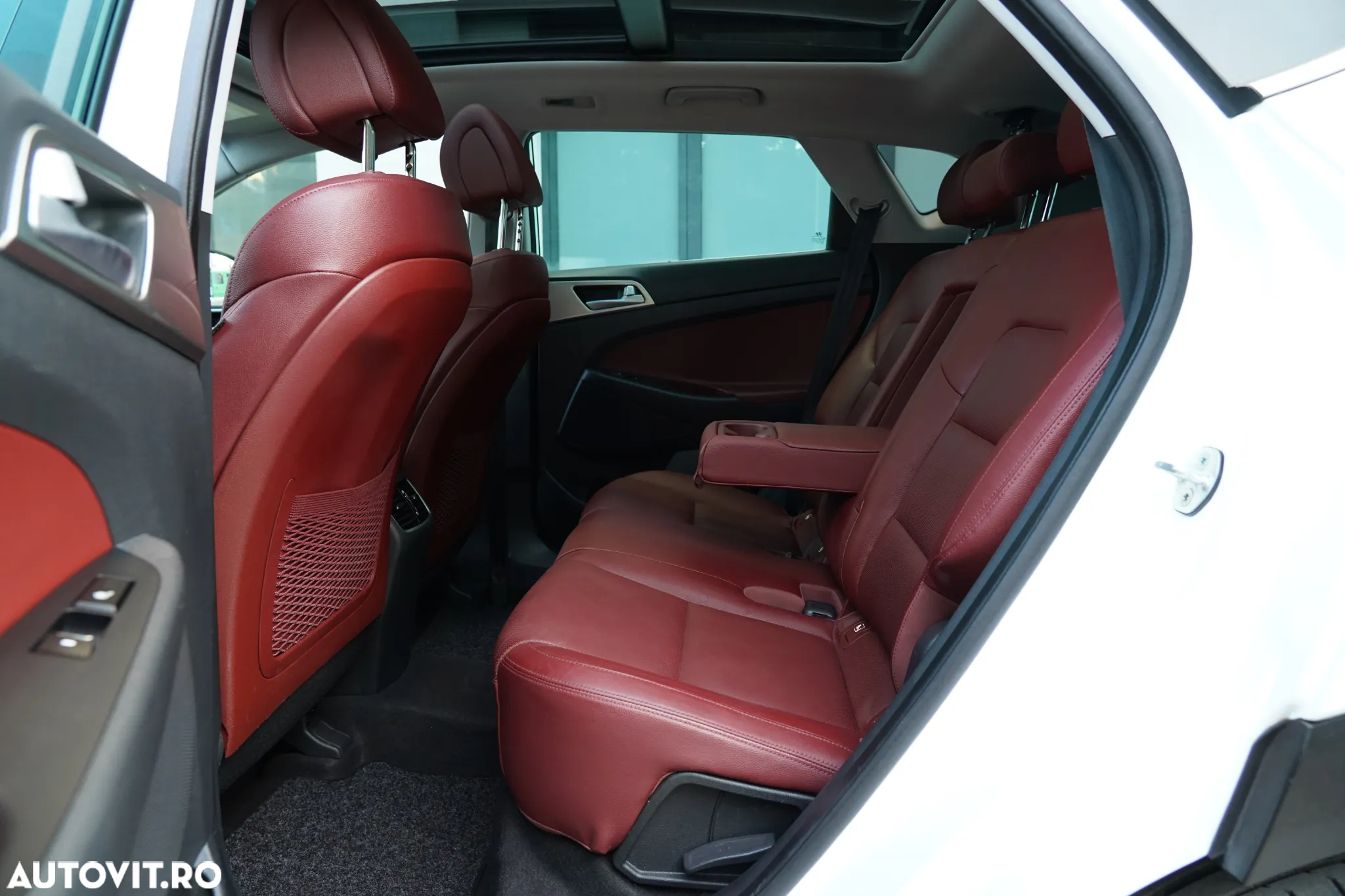 Hyundai Tucson 2.0 CRDI 4WD 6AT Premium+ - 8