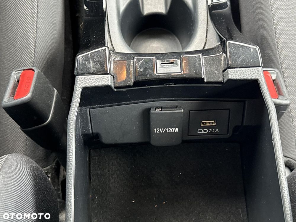 Toyota Corolla 1.8 Hybrid Comfort - 25