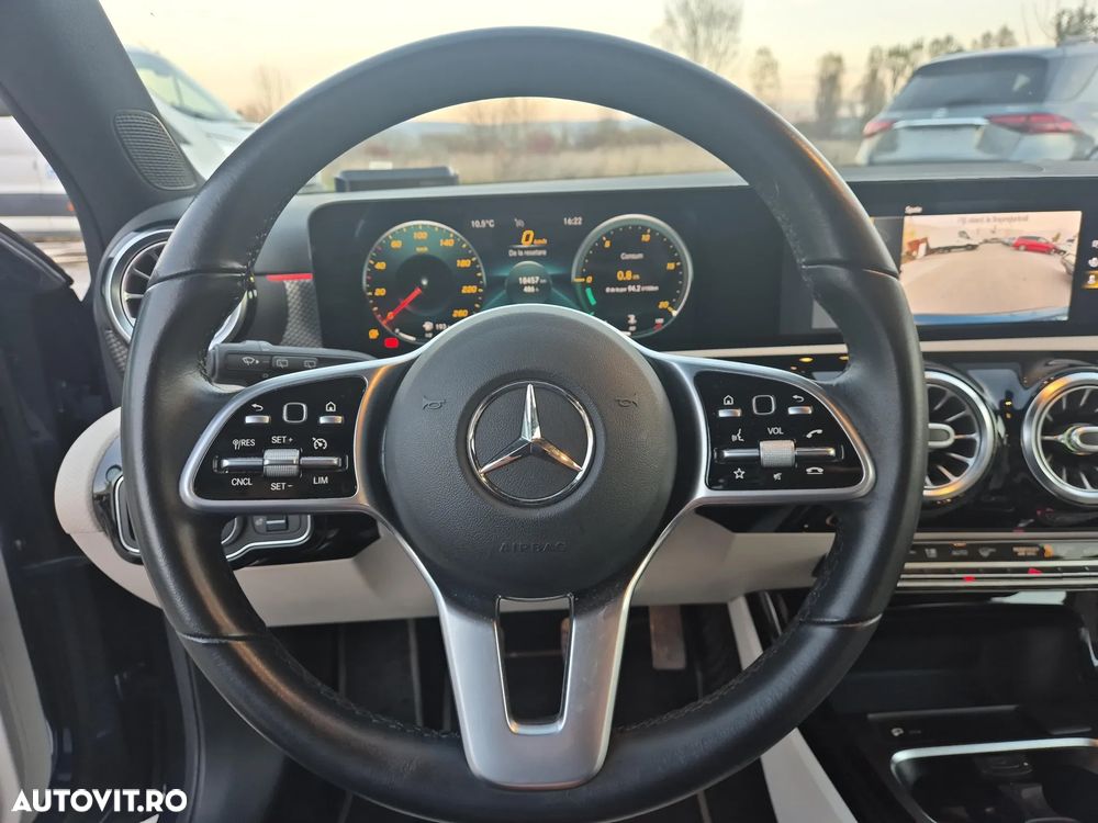 Mercedes-Benz A 180 - 12