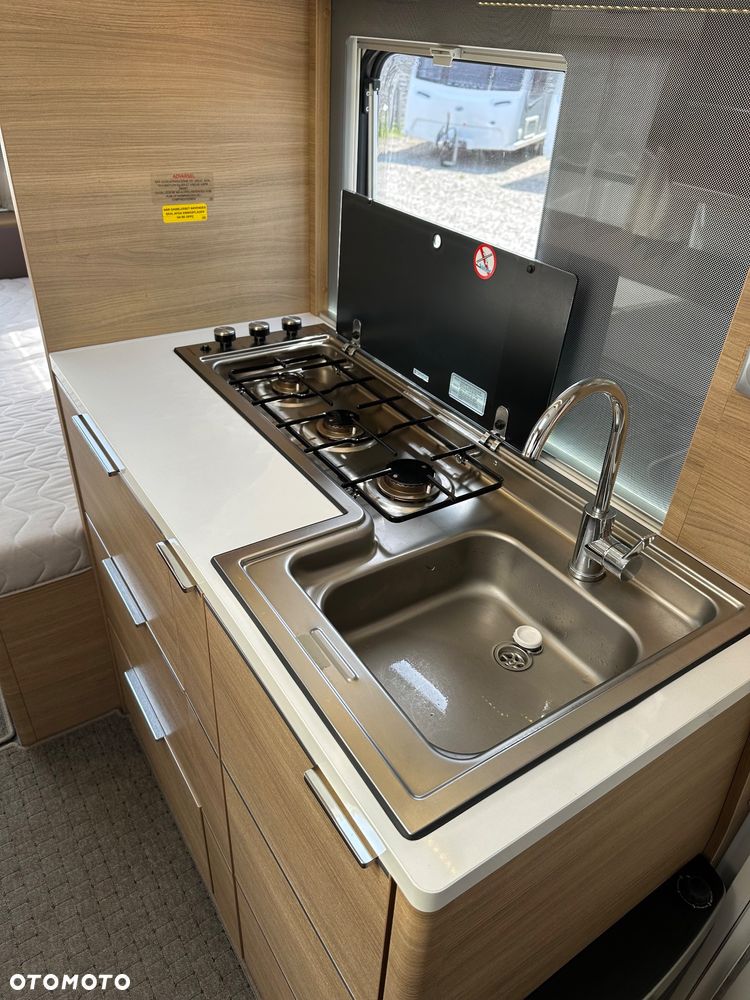 Adria 482 LU - 18