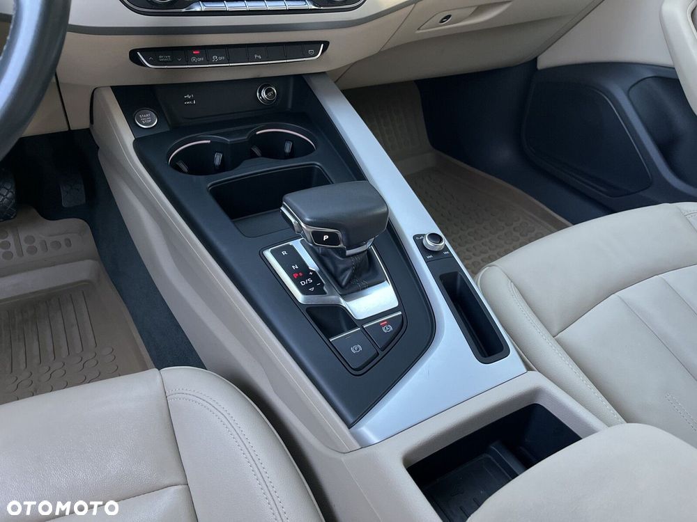 Audi A4 Limousine 45 TFSI mHEV Quattro Advanced S tronic - 28