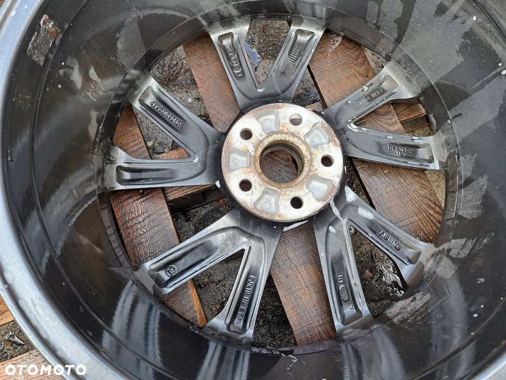 Oryg. Skoda Superb 19 3v0 3v0601025AP 8j et44 4884 - 2