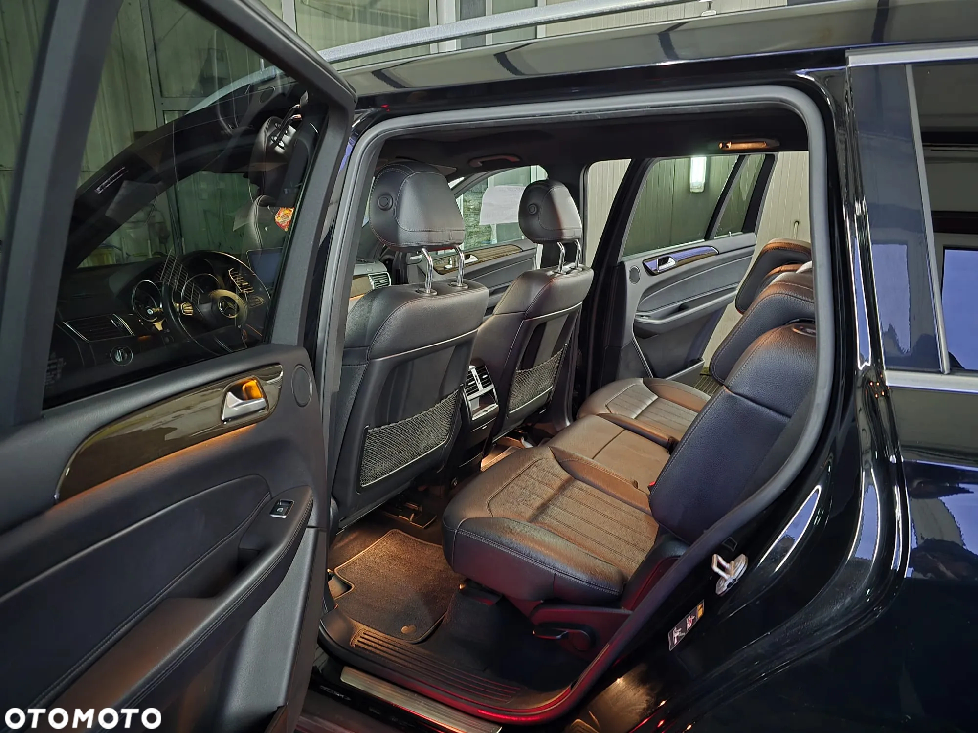 Mercedes-Benz GLS 400 4Matic 9G-TRONIC - 7