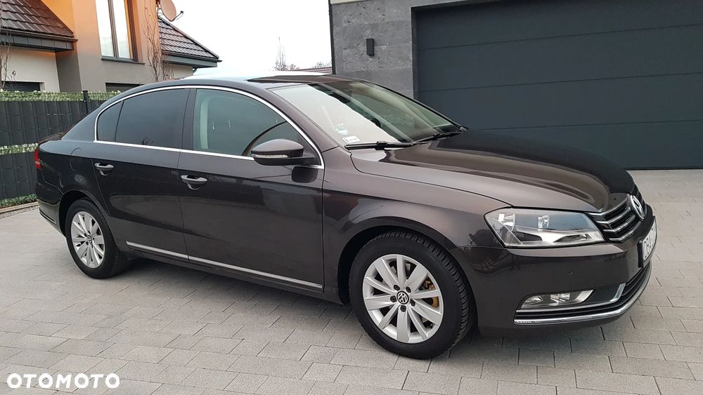 Volkswagen Passat 2.0 TDI DPF Highline - 36