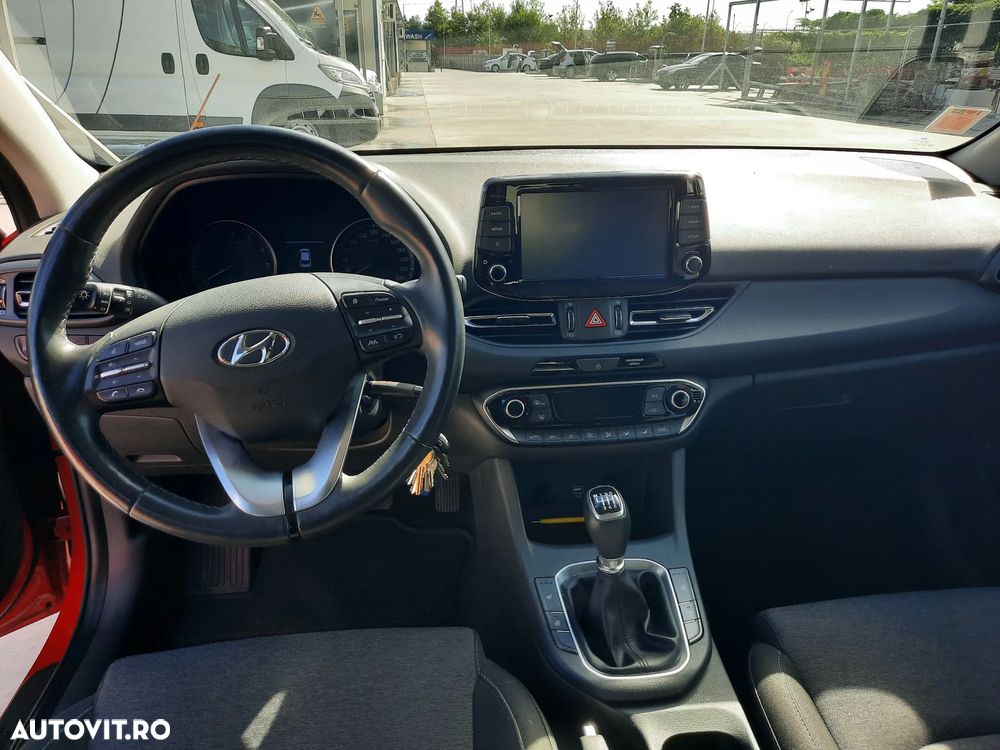 Hyundai i30 1.5 110CP 5DR M/T Highway - 6