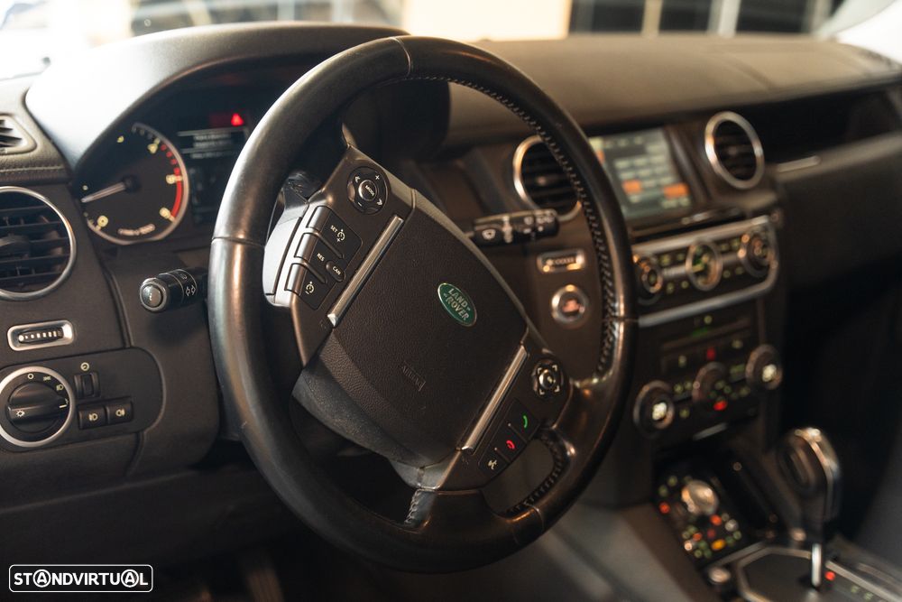 Land Rover Discovery TD V6 HSE - 8