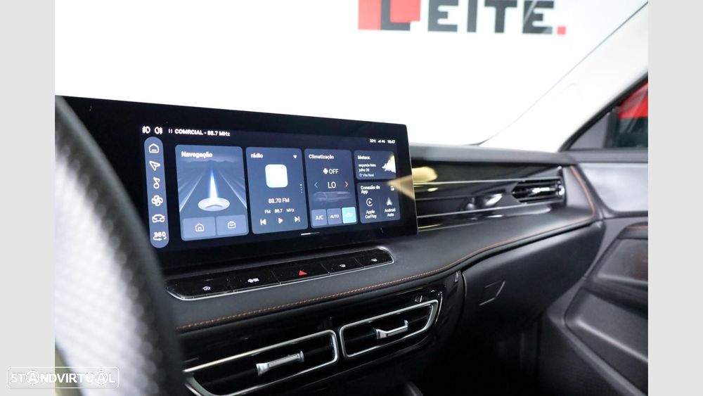 MG HS 1.5 Plug-in Hybrid Luxury — fotografia 11