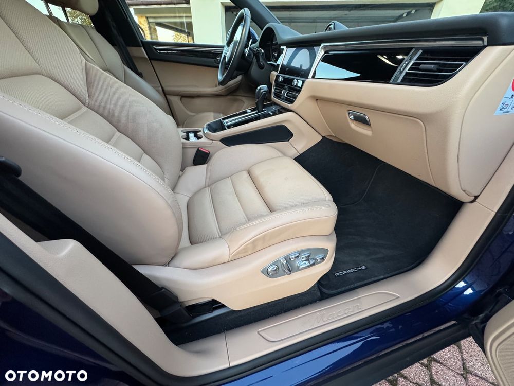 Porsche Macan Standard - 26