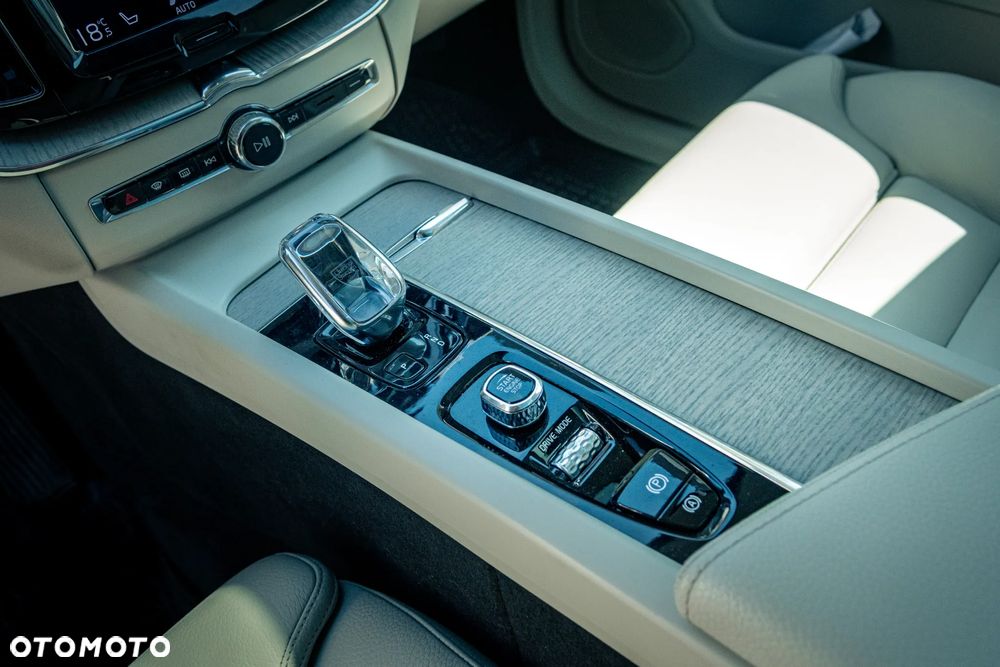 Volvo XC 60 B4 D AWD Inscription - 7