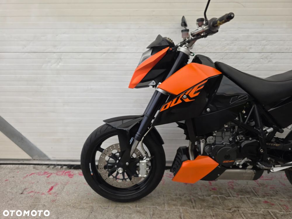 KTM Duke - 10