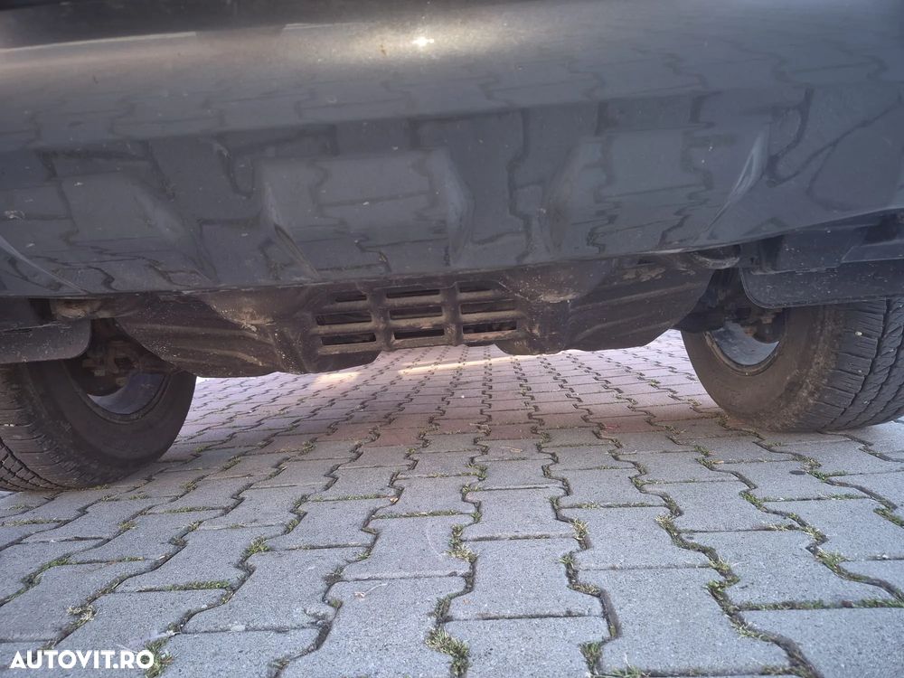 Toyota Hilux 2.8D 204CP 4x4 Double Cab AT Invincible - 13
