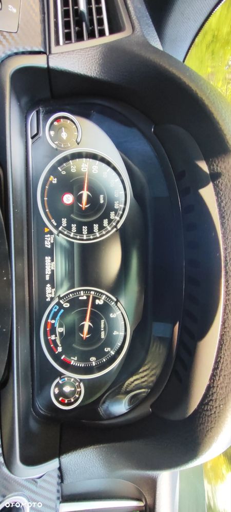 BMW Seria 5 528i Sport-Aut Luxury Line - 19