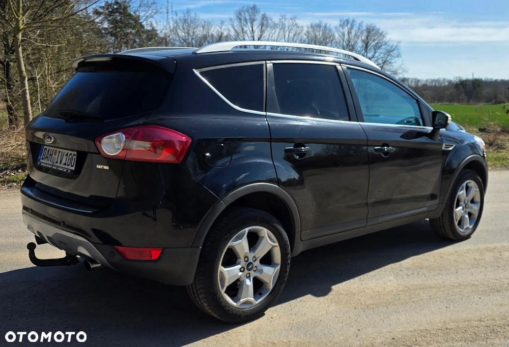 Ford Kuga 2.0 TDCi 4x4 Titanium - 4