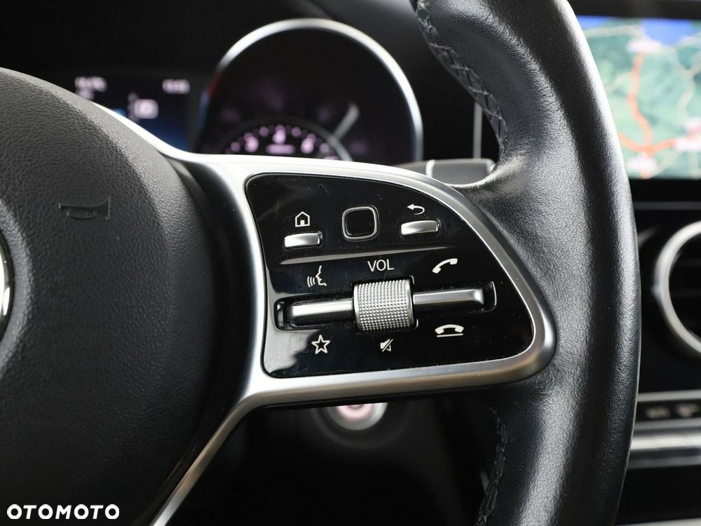 Mercedes-Benz Klasa C 300 4Matic 9G-TRONIC Avantgarde - 34