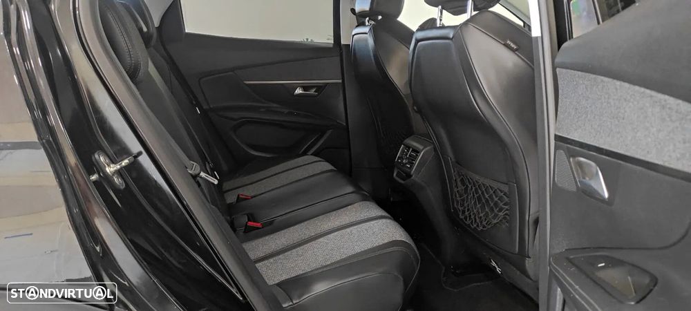 Peugeot 3008 1.6 BlueHDi GT Line EAT6 - 22