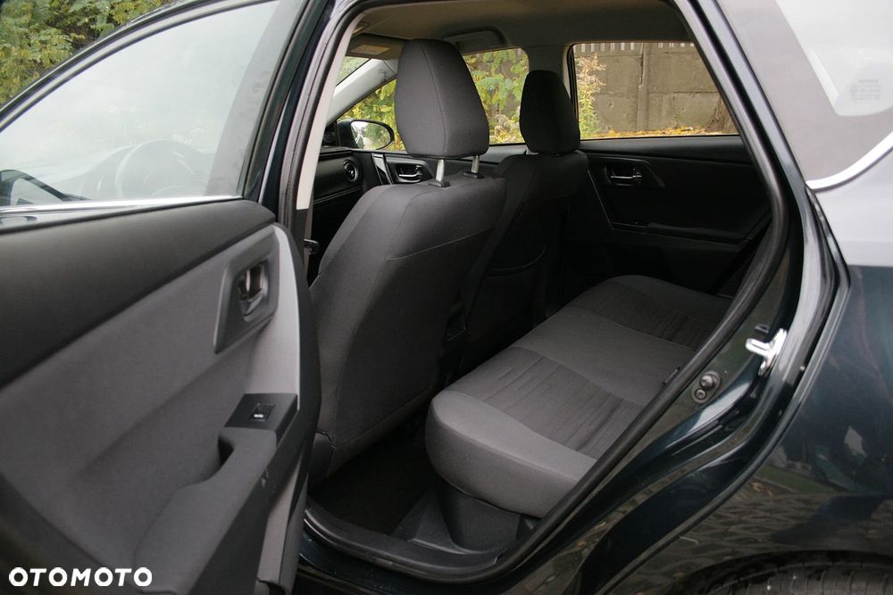 Toyota Auris 1.8 HSD Luna - 18