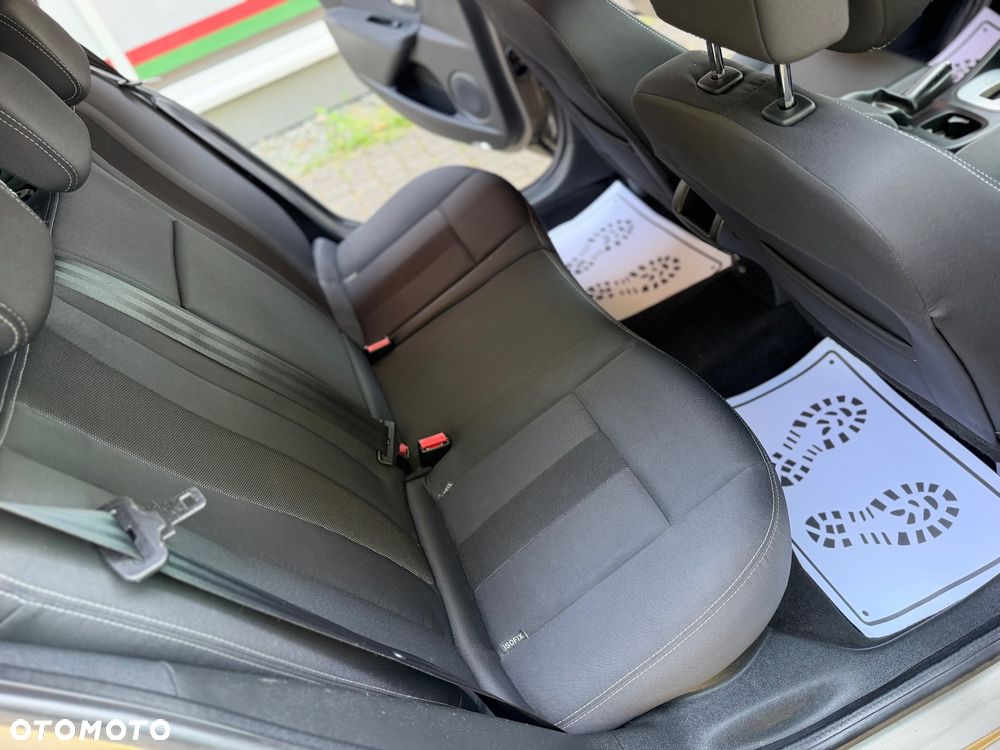 Renault Megane 2.0 140 CVT Luxe - 27
