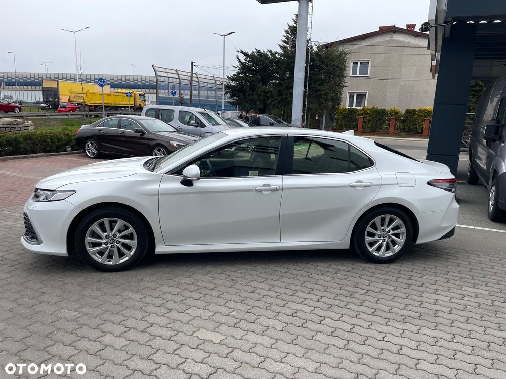Toyota Camry 2.5 Hybrid Comfort CVT - 9