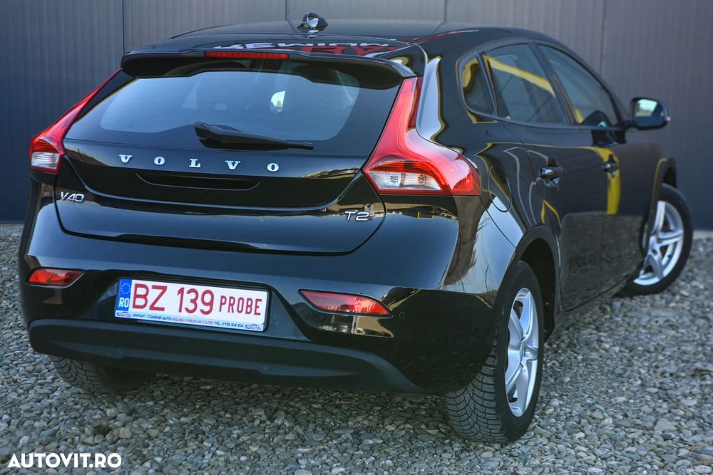 Volvo V40 T2 Geartronic - 25