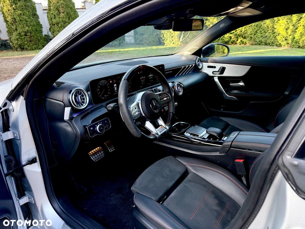 Mercedes-Benz CLA AMG 45 4-Matic - 18
