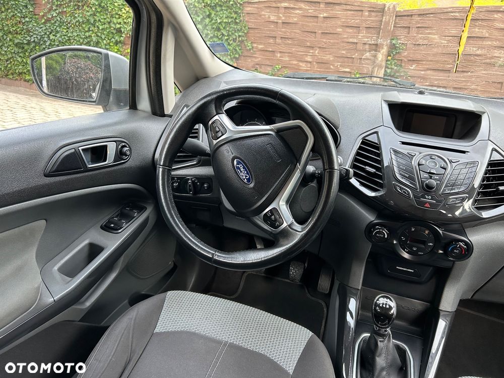 Ford EcoSport - 27