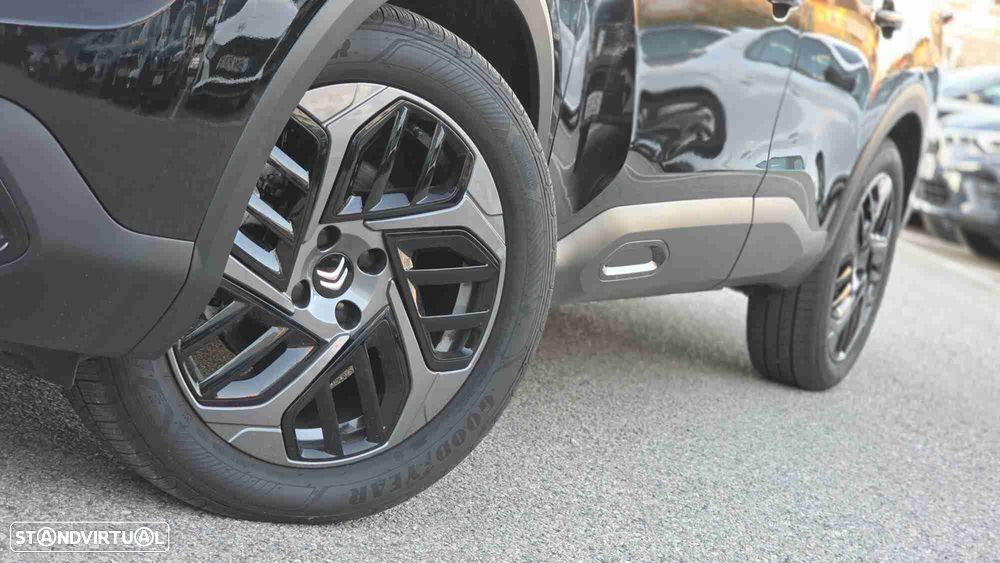 Citroën C4 X 1.2 PureTech Plus EAT8 - 8