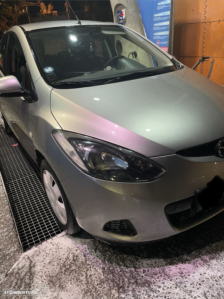 Mazda 2 - 3