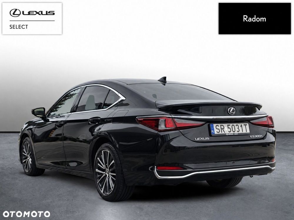 Lexus ES 300h Business Edition - 4