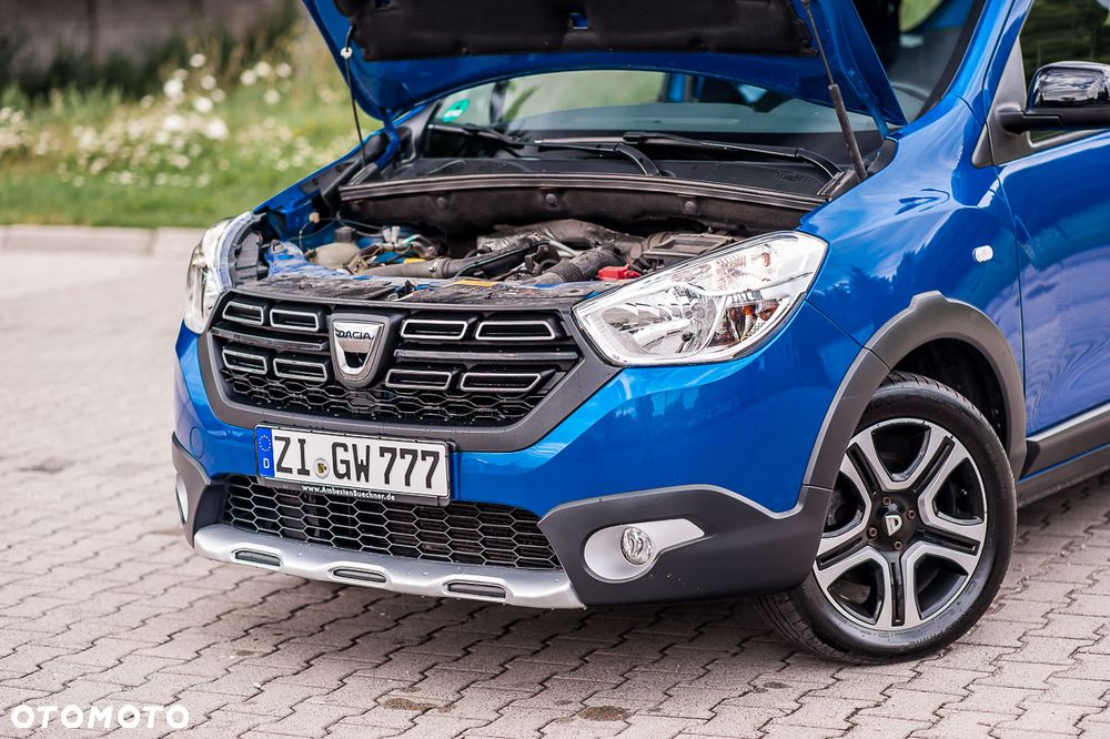Dacia Dokker TCe 115 Stepway Celebration - 23