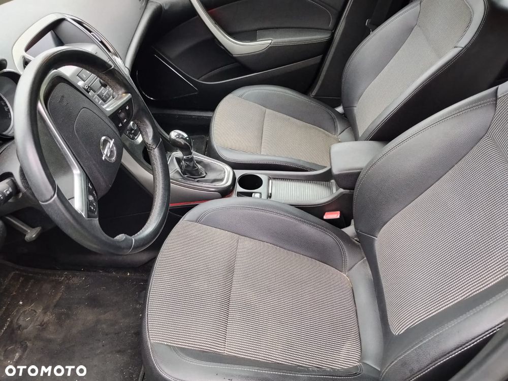Opel Astra - 9