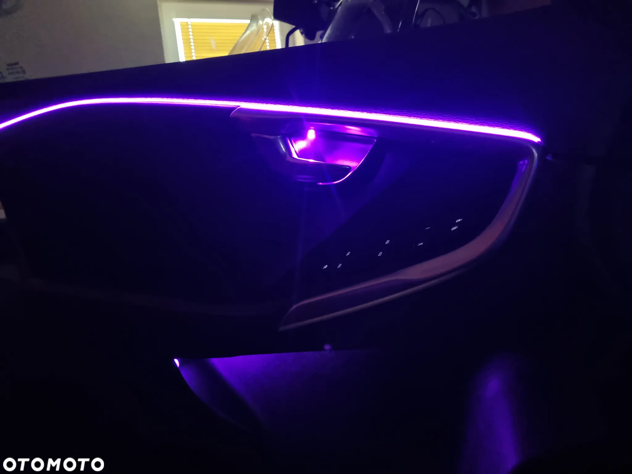 Volvo V40 D2 Drive-E R-Design Kinetic - 32