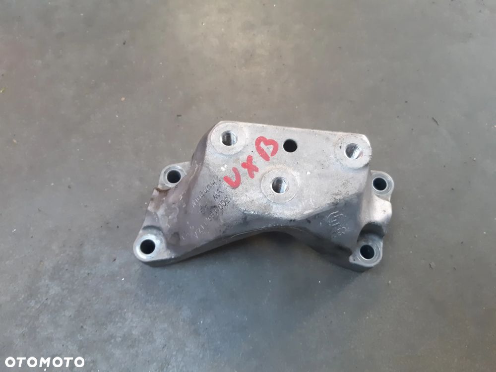 WSPORNIK ŁAPA MOCOWANIE SKRZYNI BIEGÓW VW VOLKSWAGEN 1,5 TSI 3Q0199117A - 1