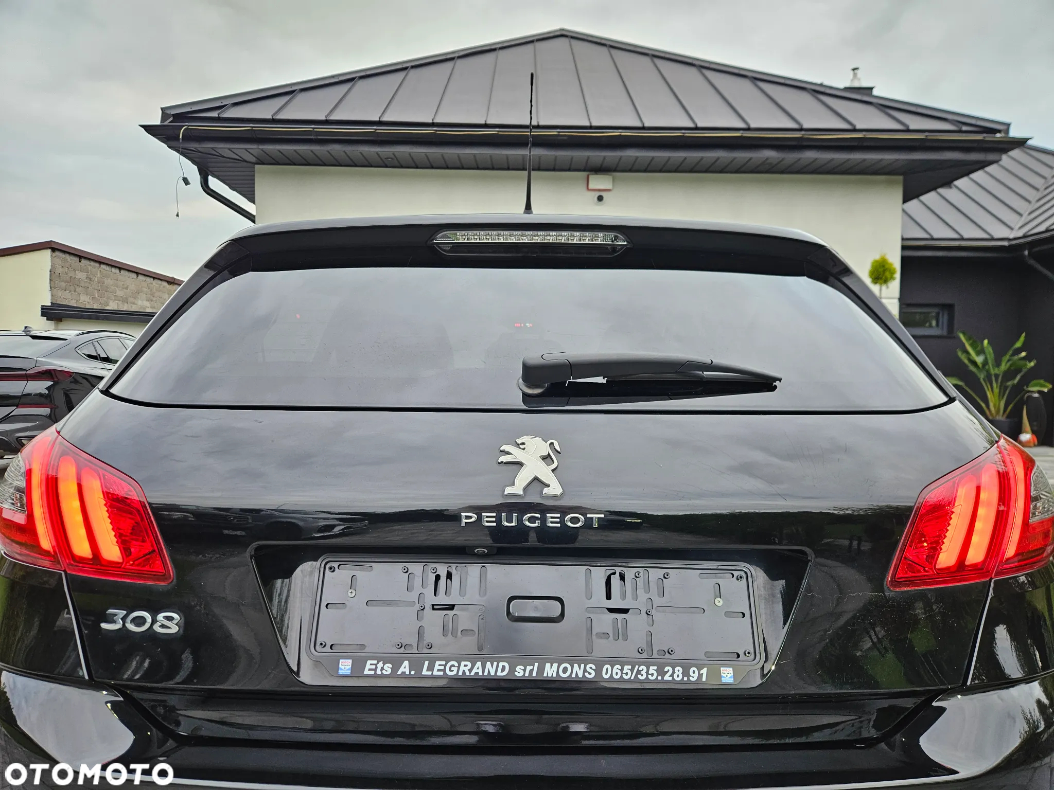 Peugeot 308 1.2 PureTech Allure S&S - 12