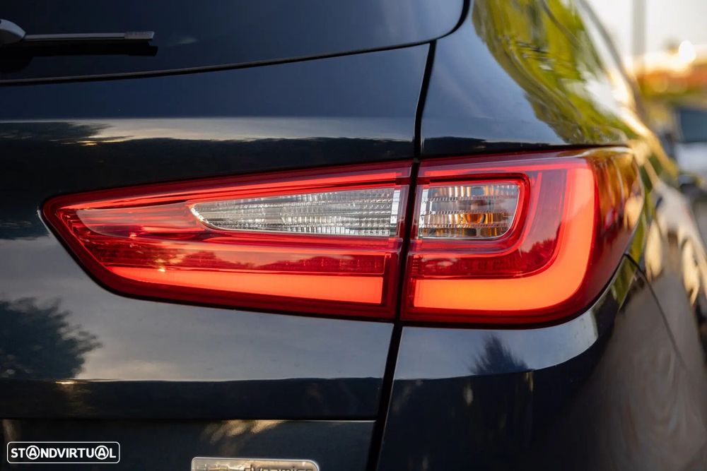 Kia Optima SW 1.7 CRDi Fleet - 11