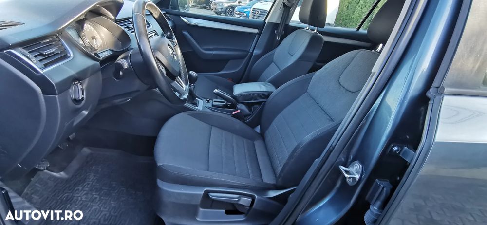 Skoda Octavia 1.6 TDI (Green tec) 4x4 Style - 10