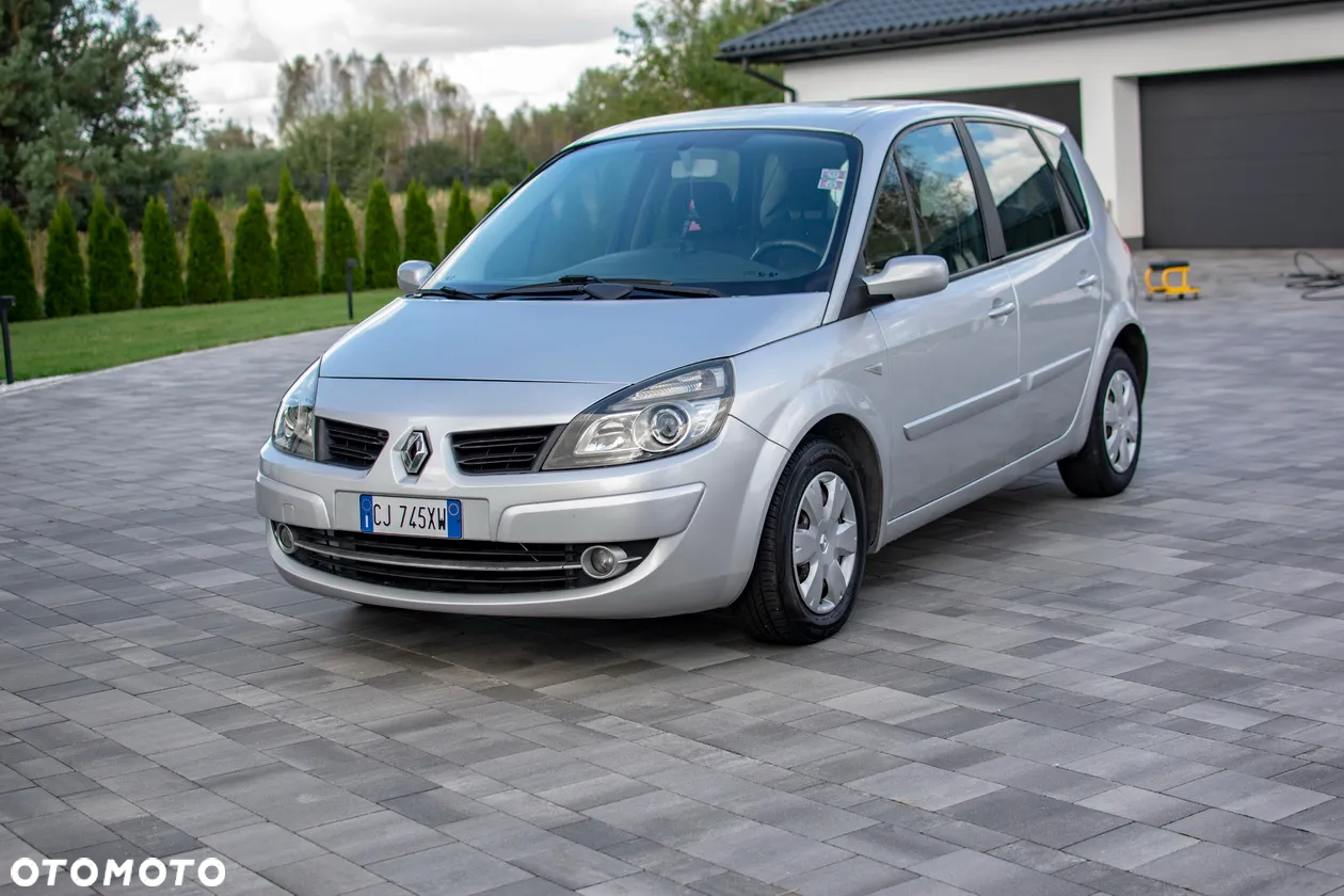 Renault Scenic - 32
