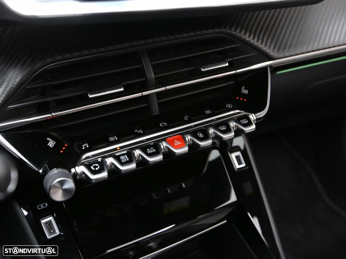 Peugeot e-2008 50 kWh GT - 24