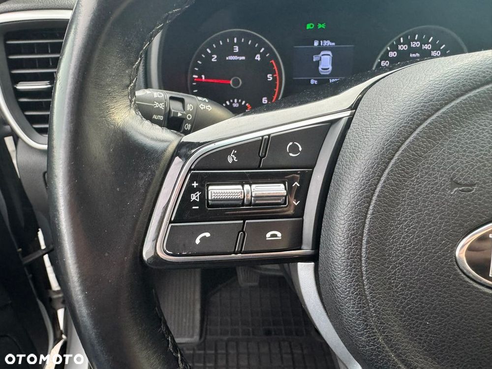Kia Sportage - 16