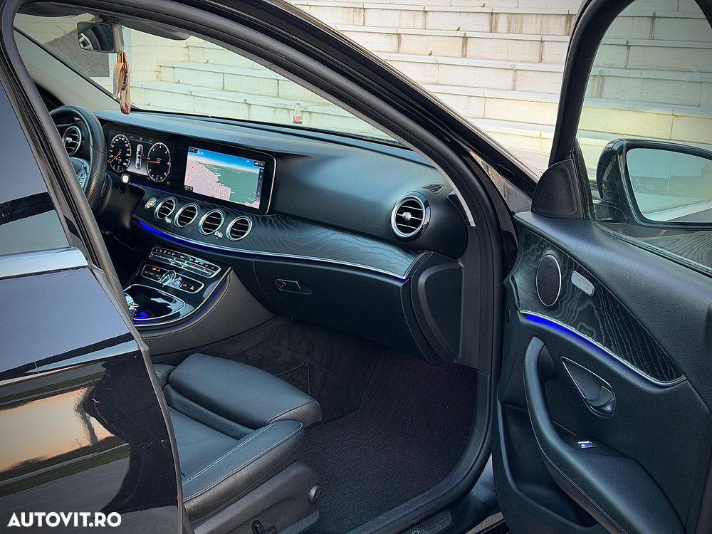 Mercedes-Benz E 220 d 4MATIC 9G-TRONIC Avantgarde - 25