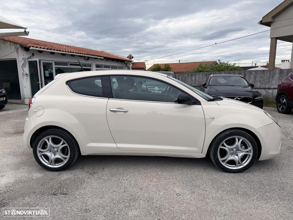 Alfa Romeo MiTo 1.3 JTD Distinctive - 9
