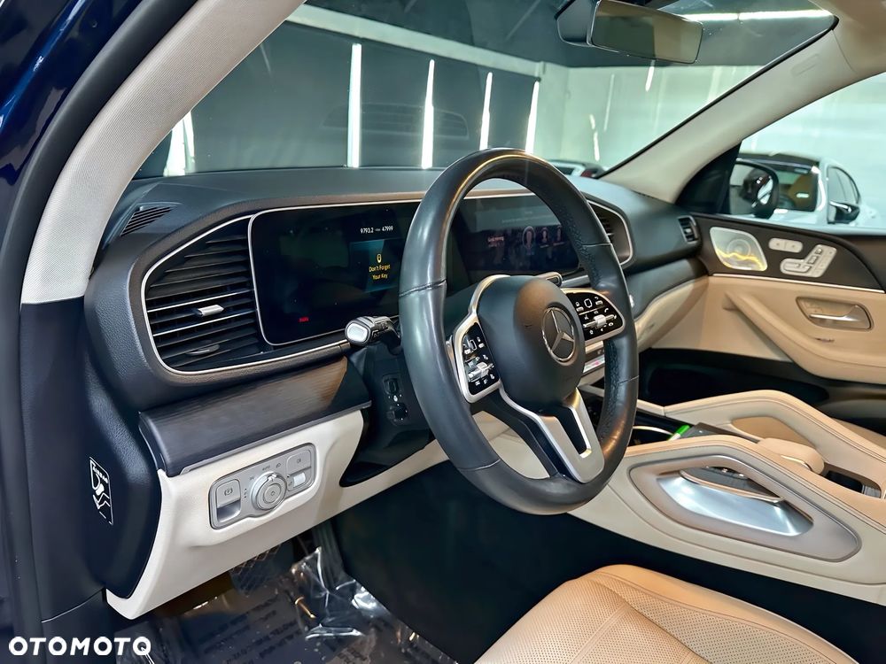 Mercedes-Benz GLE - 10