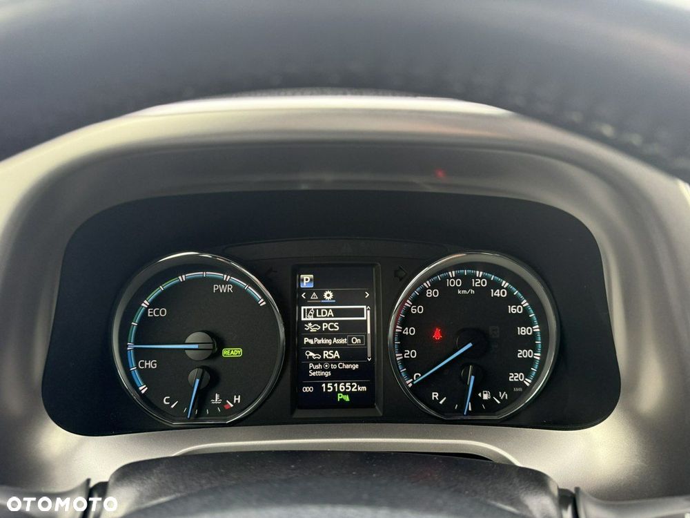 Toyota RAV4 Hybrid Premium 4x2 - 26