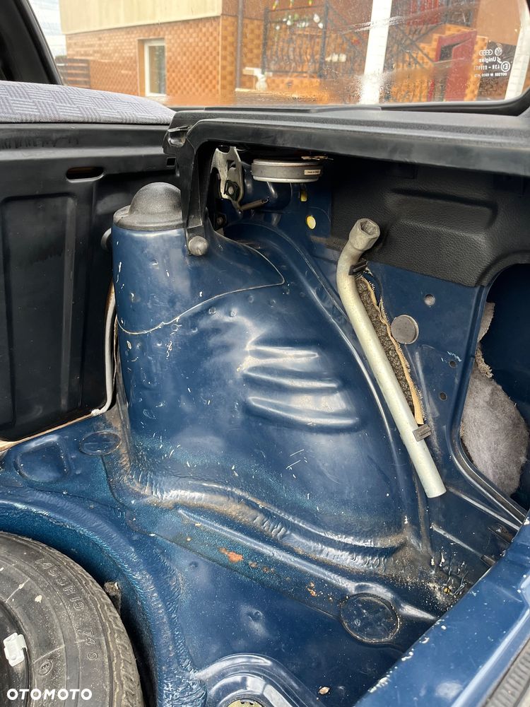 Volkswagen Polo - 14