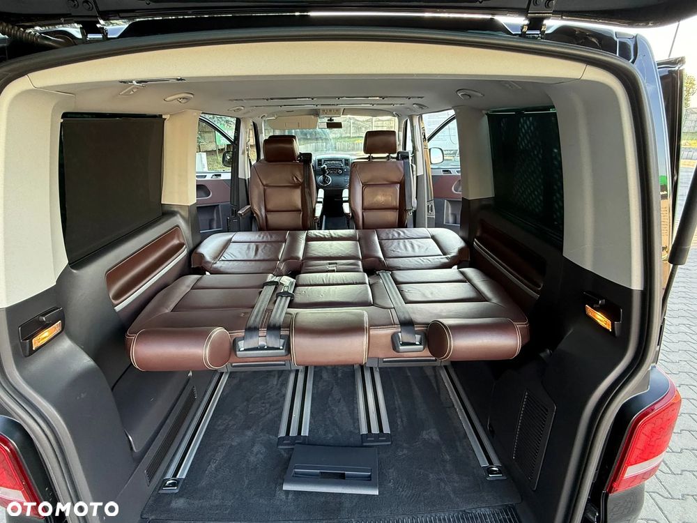 Volkswagen Multivan - 19