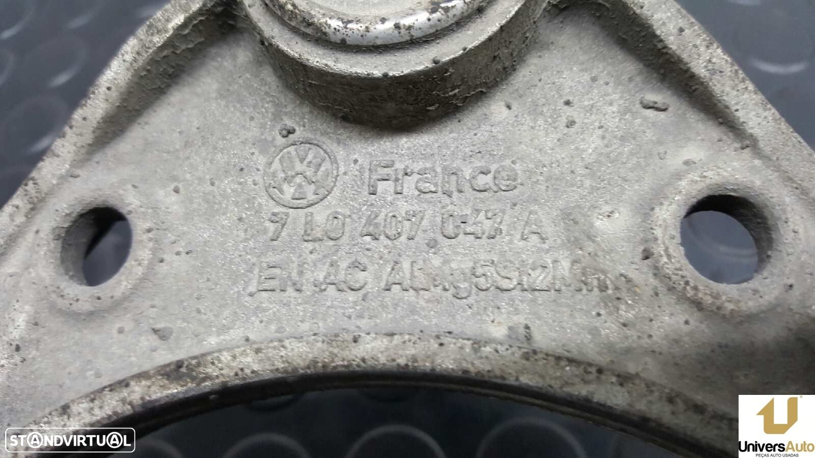 BRAÇO SUSPENSÃO SUPERIOR FRENTE DIREITO VOLKSWAGEN TOUAREG (7LA) TDI V6 - 4
